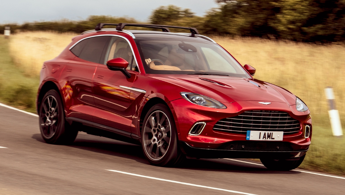 Aston Martin DBX: at ₹4.63 Crore Luxury, Power, and Performance in One Stunning SUV