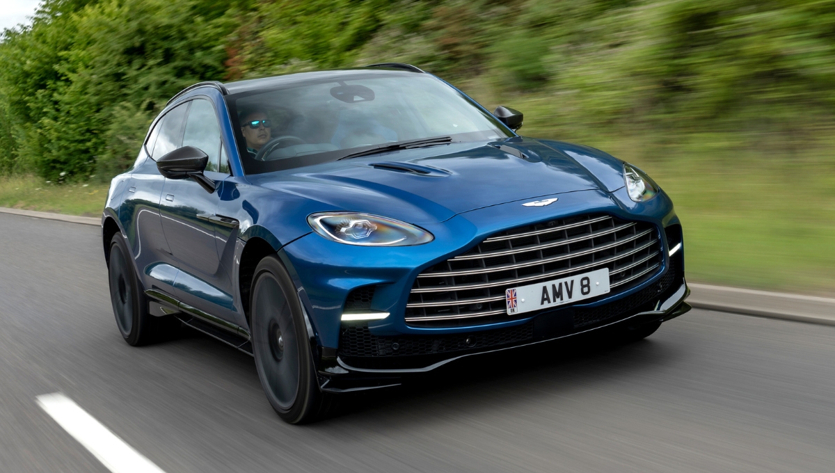 Aston Martin DBX: at ₹4.63 Crore Luxury, Power, and Performance in One Stunning SUV
