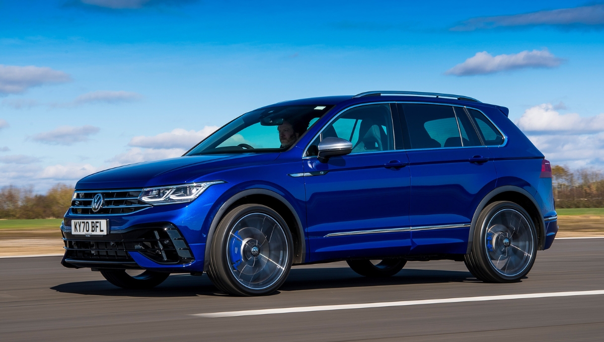 Volkswagen Tiguan R-Line: at ₹35.17 Lakh Power Packed SUV with 201 BHP and 4x4 Drive