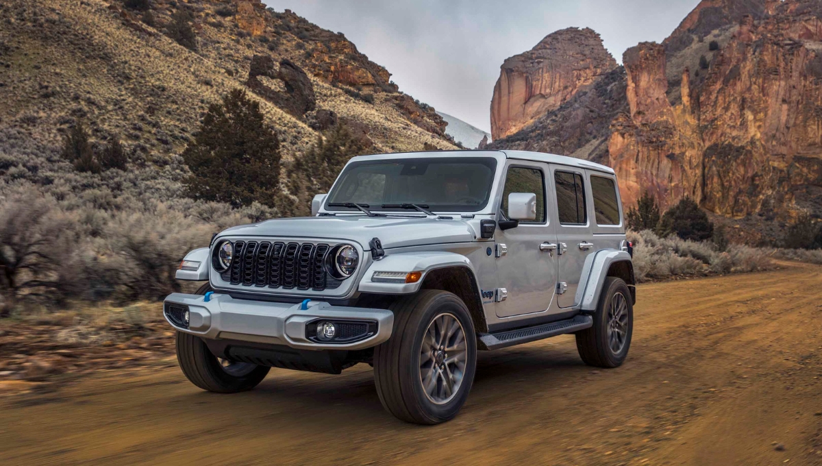 Jeep Wrangler: Launched at ₹67.65 Lakh 268 BHP 4WD Power & Iconic Off Road DNA