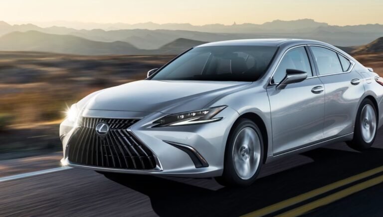 Lexus ES: at ₹63 Lakh A Luxury Hybrid Sedan with 18 kmpl Mileage and Timeless Design