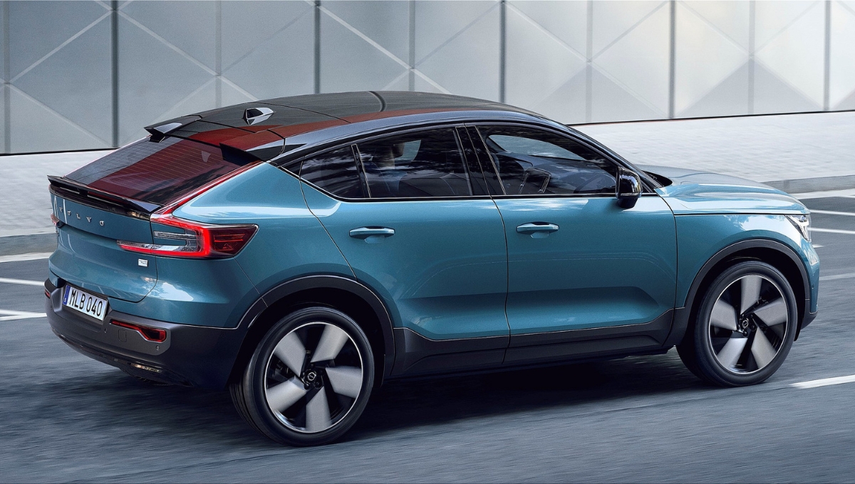 Volvo C40 Recharge: Launched at ₹62.95 Lakh 530 km Range, 402 bhp, AWD Electric SUV