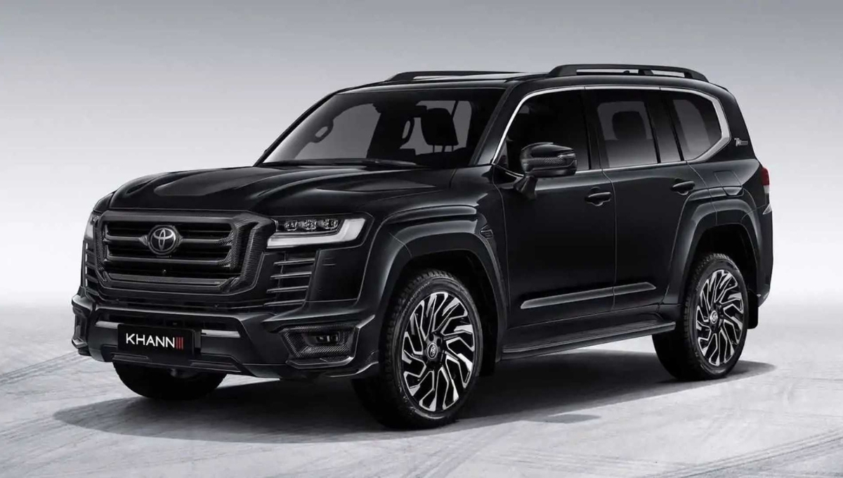 Toyota Land Cruiser 300: Launched at ₹2.10 Cr Twin Turbo SUV with 700Nm Torque and Luxury Features