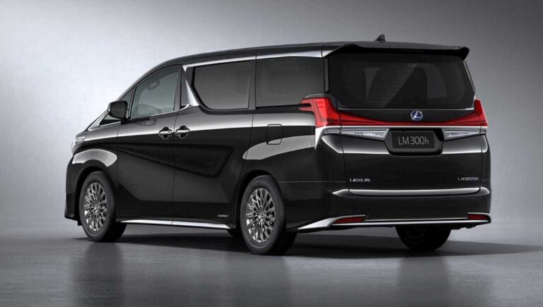Lexus LM: at ₹2 Cr Where Hybrid Power Meets First Class Luxury on Wheels