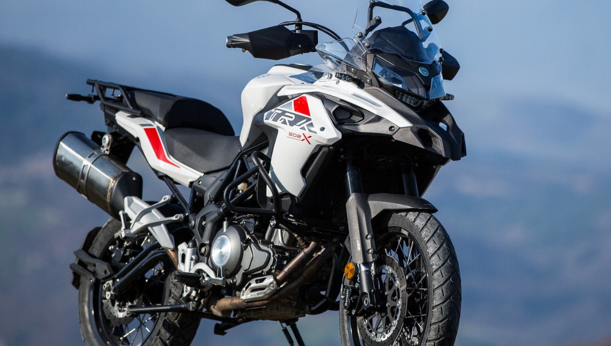 Benelli TRK 502: at ₹5.85 Lakh 500cc Adventure Bike with 47.5 PS Power & 30+kmpl Mileage